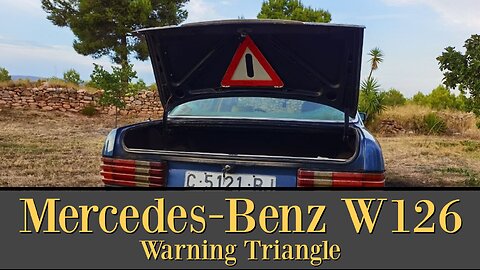 Mercedes Benz W126 - How to fit a warning triangle in your boot / trunk tutorial