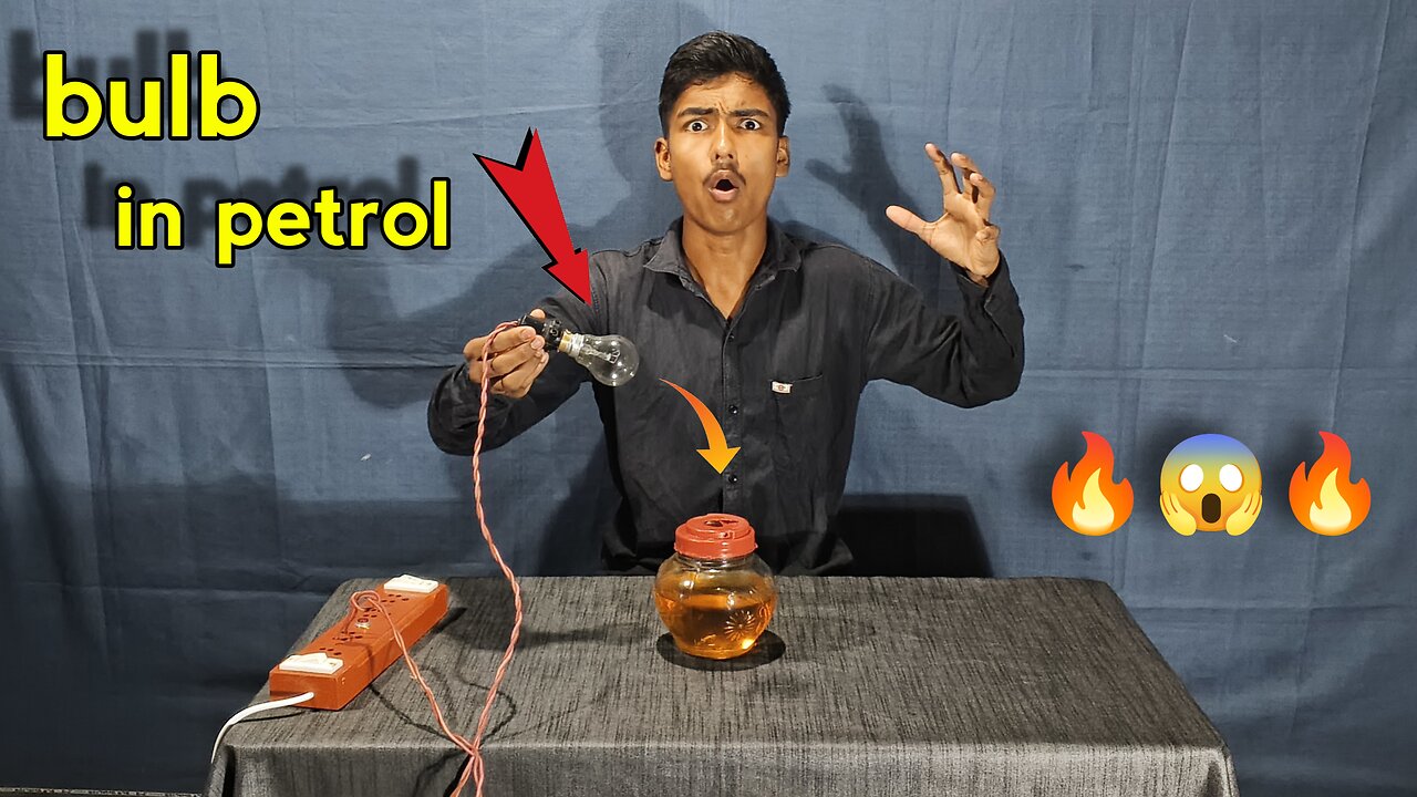 100W बल्ब जलाया पेट्रोल के अंदर 🔥 | Dangerous Science Experiment