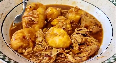 OLD FASHIONED CHICKEN AND DUMPLINGS– 2 INGREDIENT DUMPLINGS– SHORT CUT SECRETS 😋