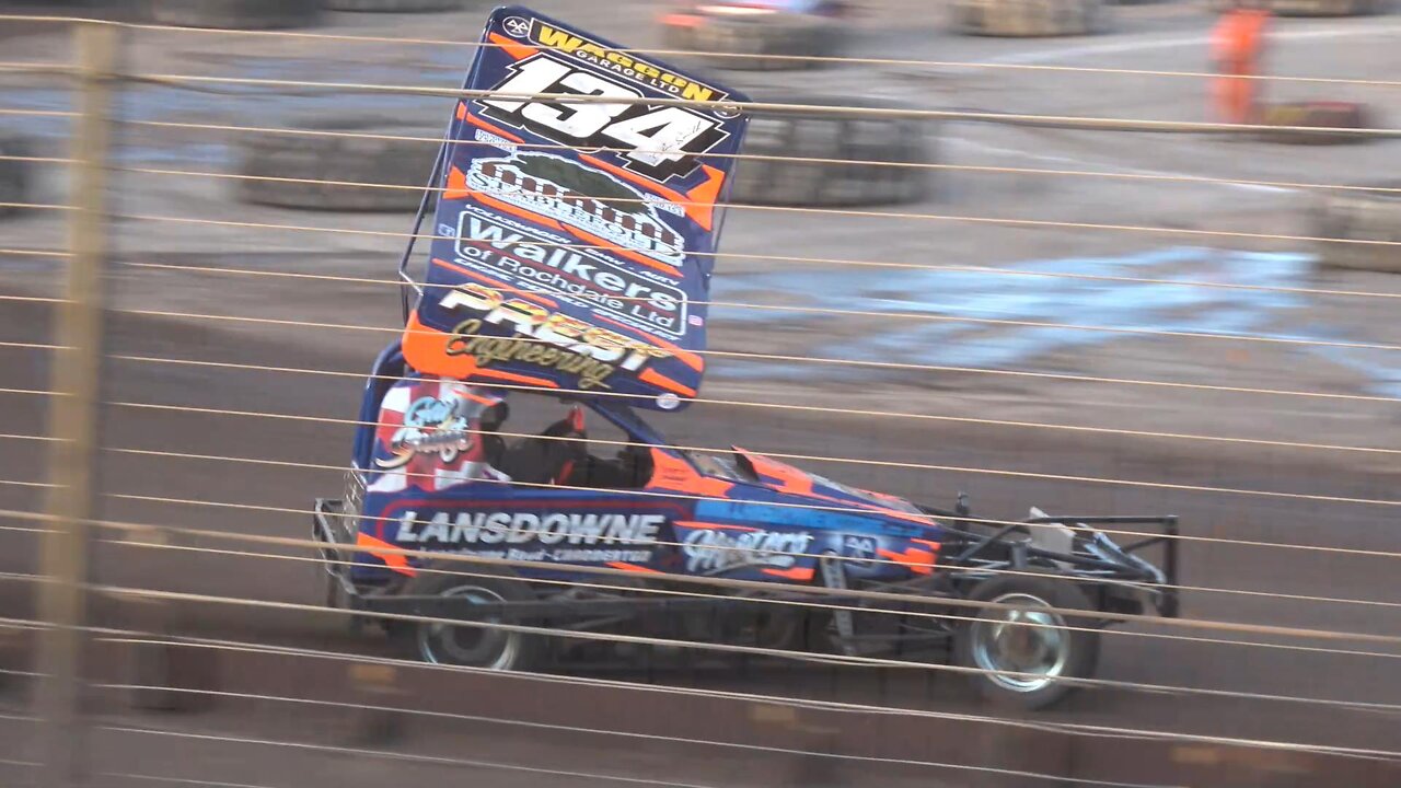 19-04-25 V8 Hotstox Heat 2, Adrian Flux Arena