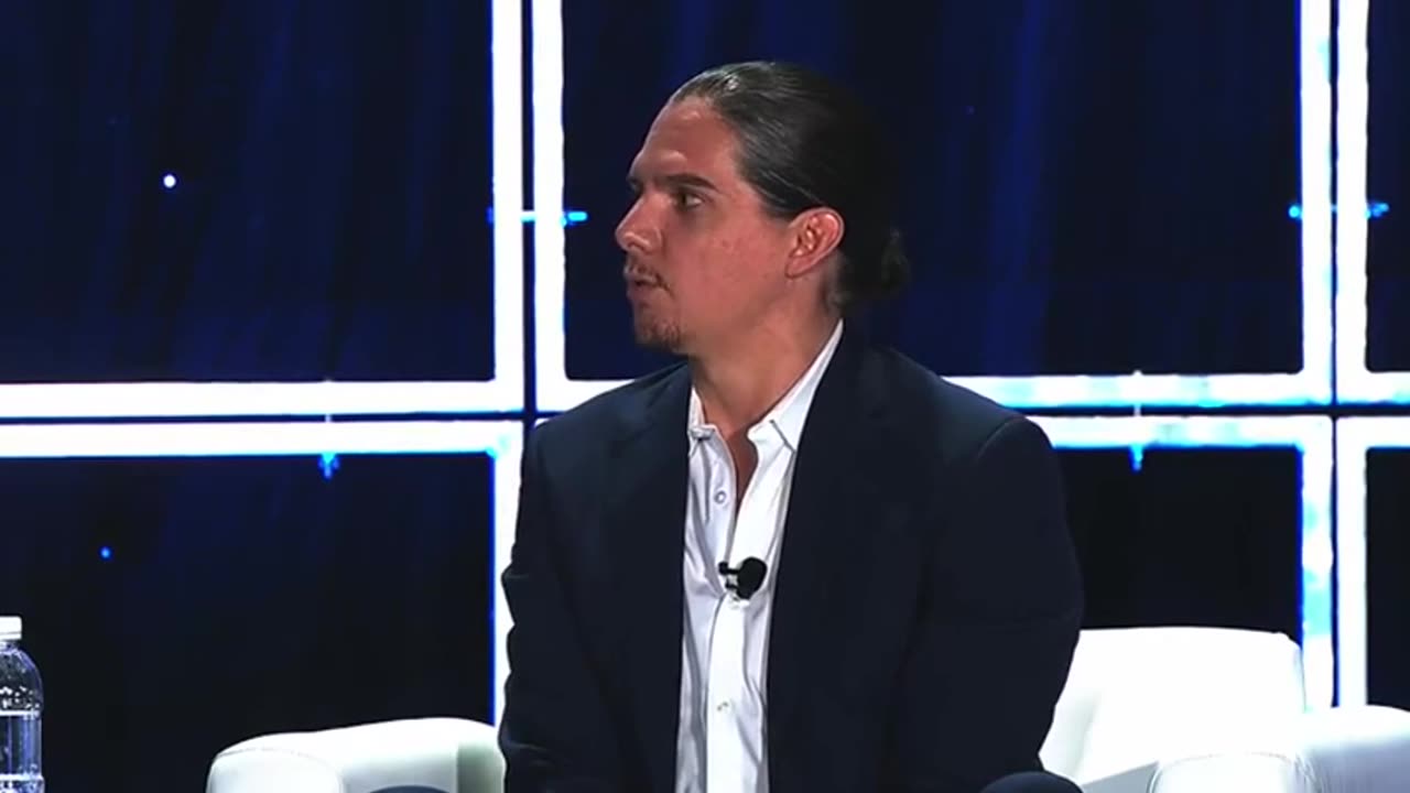 Marxist Concept: Robby Starbuck Gives Van Jones Reality Check on Equity, Anti-DEI Activism