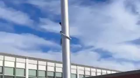 Winooski School District in VT raises the Somalian flag