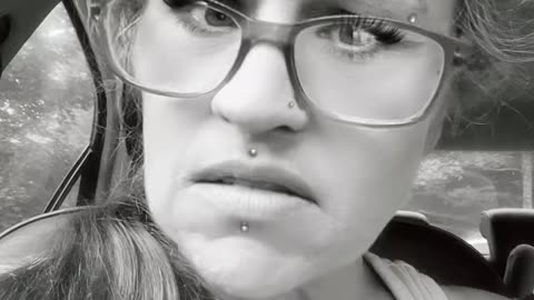 What not to do when your wife is cooking in the kitchen! 💩💨