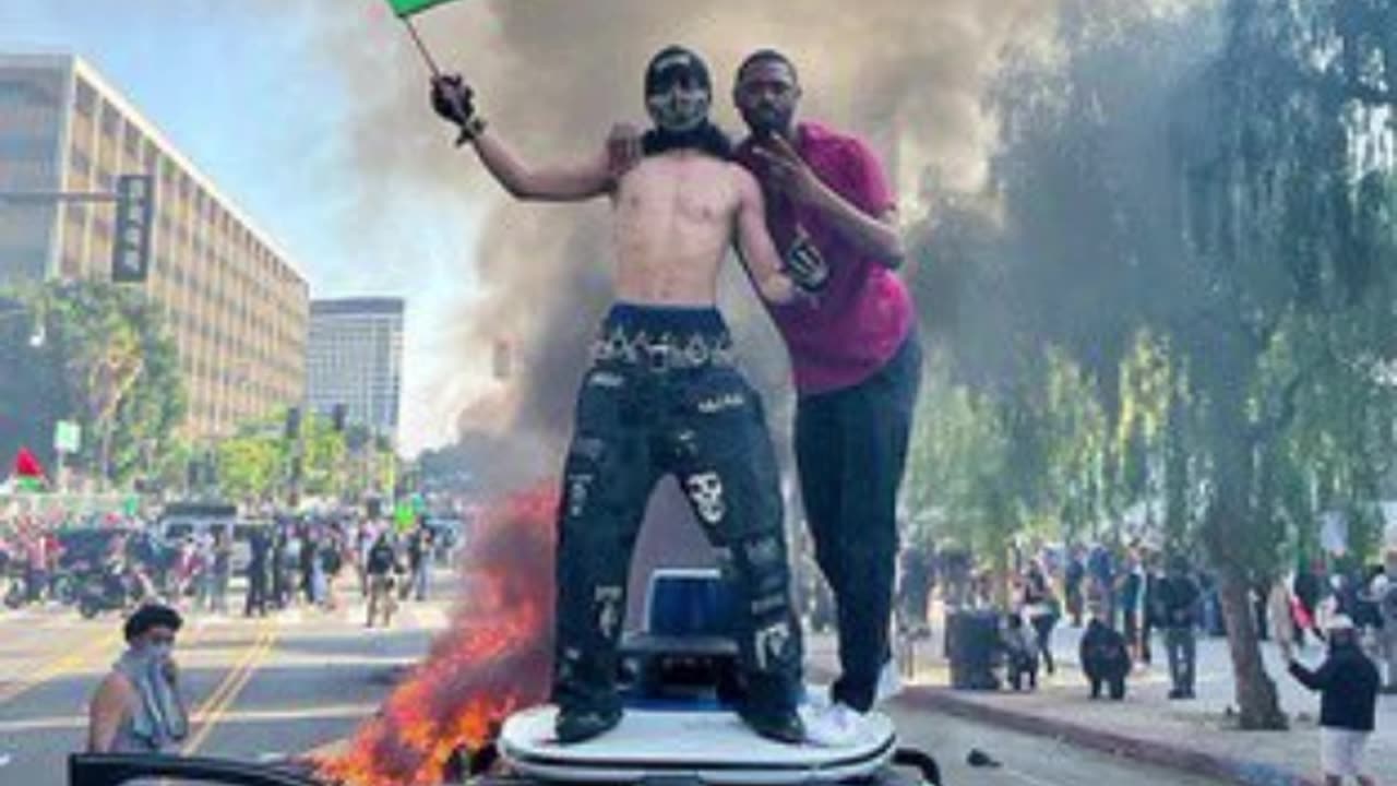 America this is not cool 😎😎