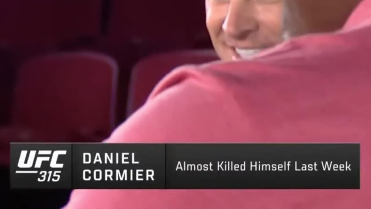 UFC broadcast team hates Daniel Cormier 😭