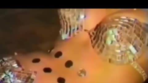 🤯🔥 The Legendary Belly Dancer Who Balances Coins While Dancing! | FeedMyCuriosity