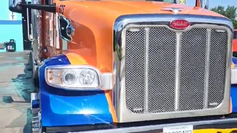 Damn Shes Purty #ourtruckinglife #truckdriver #atruckerslife #trucking #truckdriverjobs