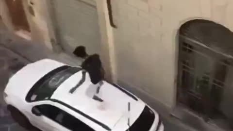 Fake African asylum seeker destroys everything in Florence to prove that he is the boss.