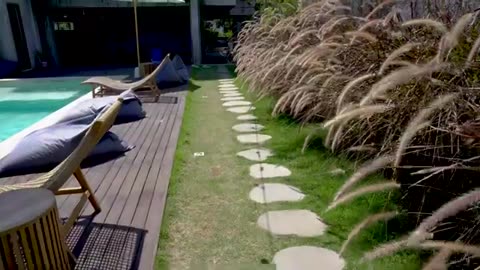 Inside a Bali Yoga Center: A Day in Paradise