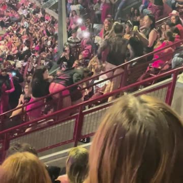 Trashy Woman Fight at Nicki Minaj Concert