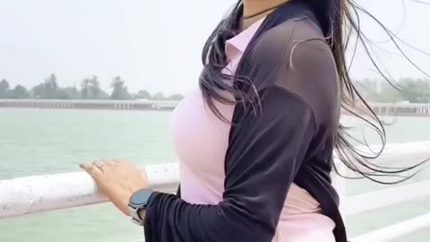 > “नदी किनारे सुकून भरे पल 🌊 | Peaceful Nature Reels | #Shorts”