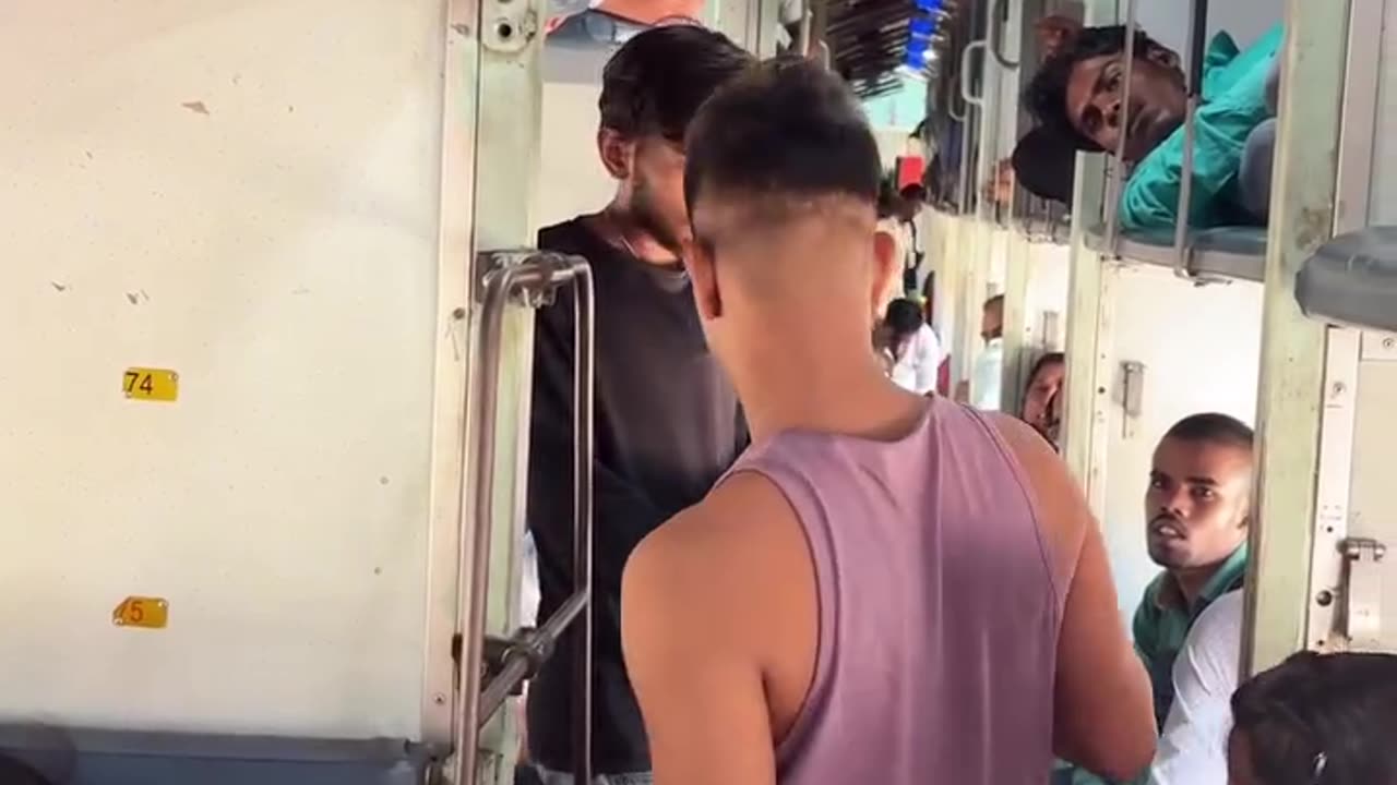 Train 🚂 me current pranks 🤯🤣😄