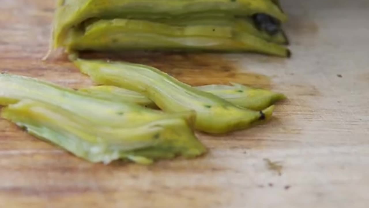 Cooking Indian Trumpet Tree fruit