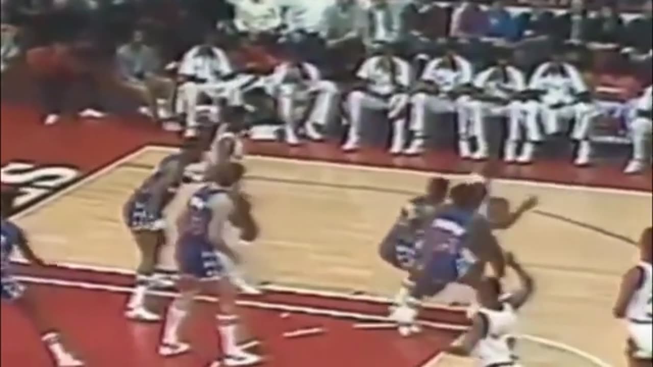 Michael Jordan - First point and the Last point in the NBA