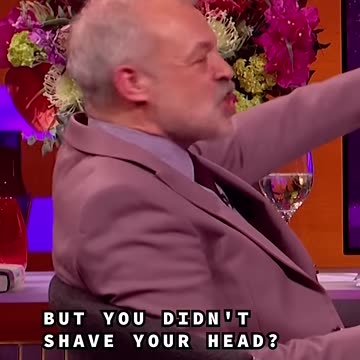 Olivia Colman does not have time for Austin Butler's bald cap 🙅_♀️