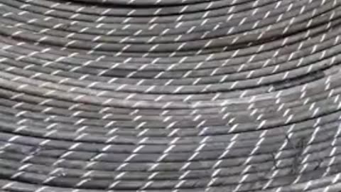 What happens when undersea internet cables snap？