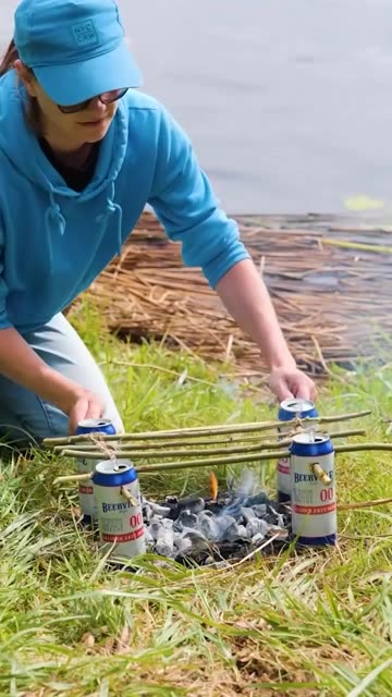 Popcorn anywhere! 🍿 Outdoor cooking with soda cans and foil🔥