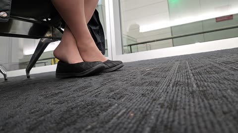 Operation Airhose -cross ankle shoeplay