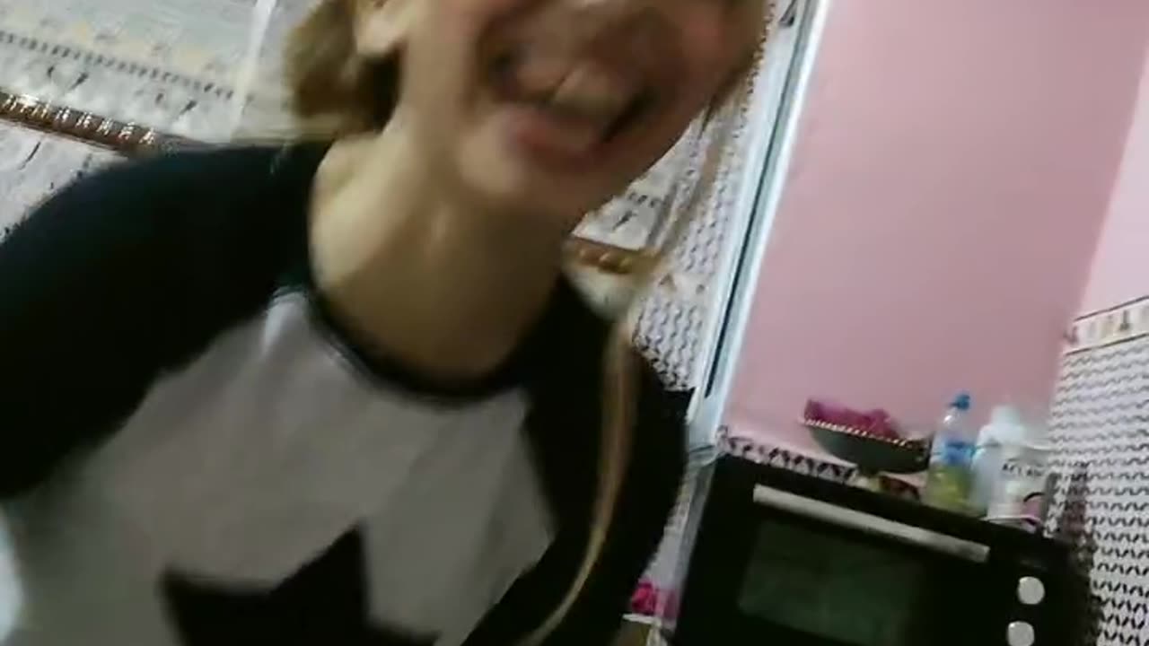 احبها والحب غلاب