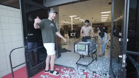 $10,000 Every Day You Survive In A Grocery Store