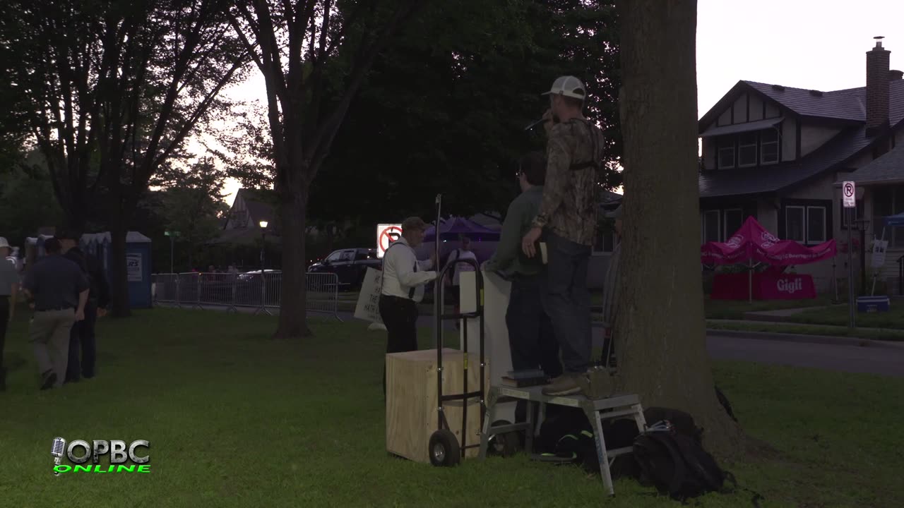 Preaching Live at the Minnesota State Fair