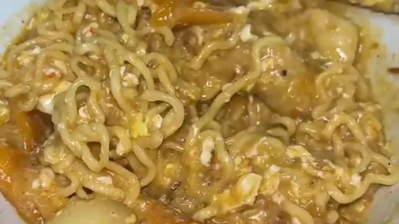 Seblak nyemek delicious guys.
