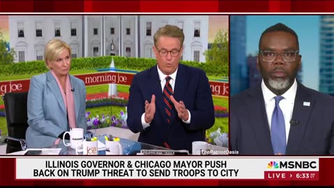 Mayor of Chicago Johnson is asked over 3 TIMES whether or not 5,000 more Police Officers would help