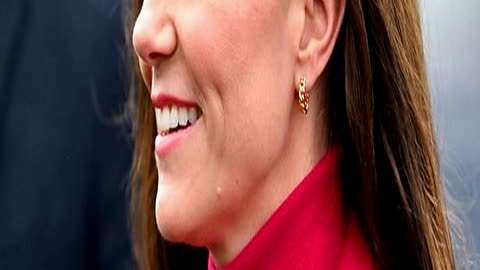 Perfect Gold Hoop Earrings Are Loved by Ever