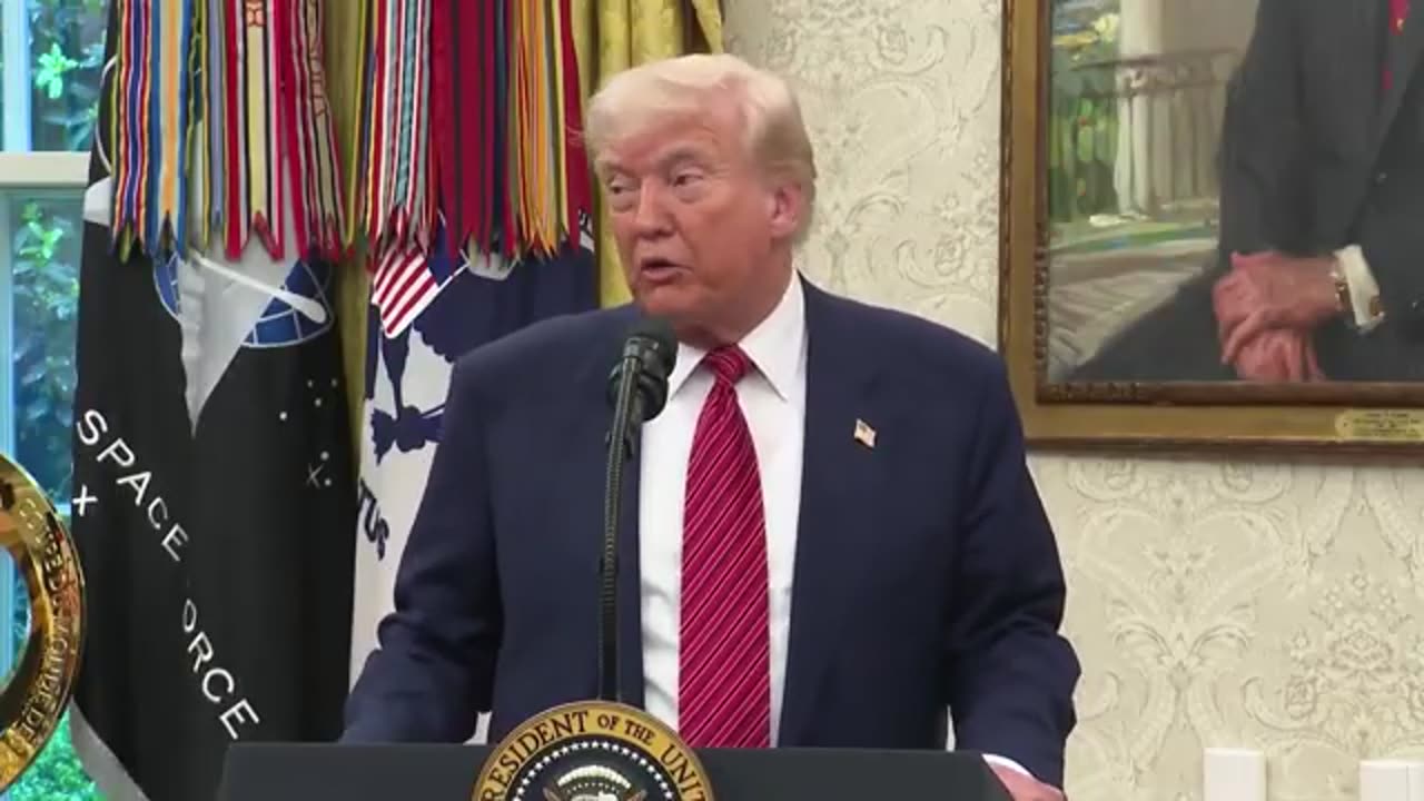 Trump offers 'help' to stop fighting between India and Pakistan