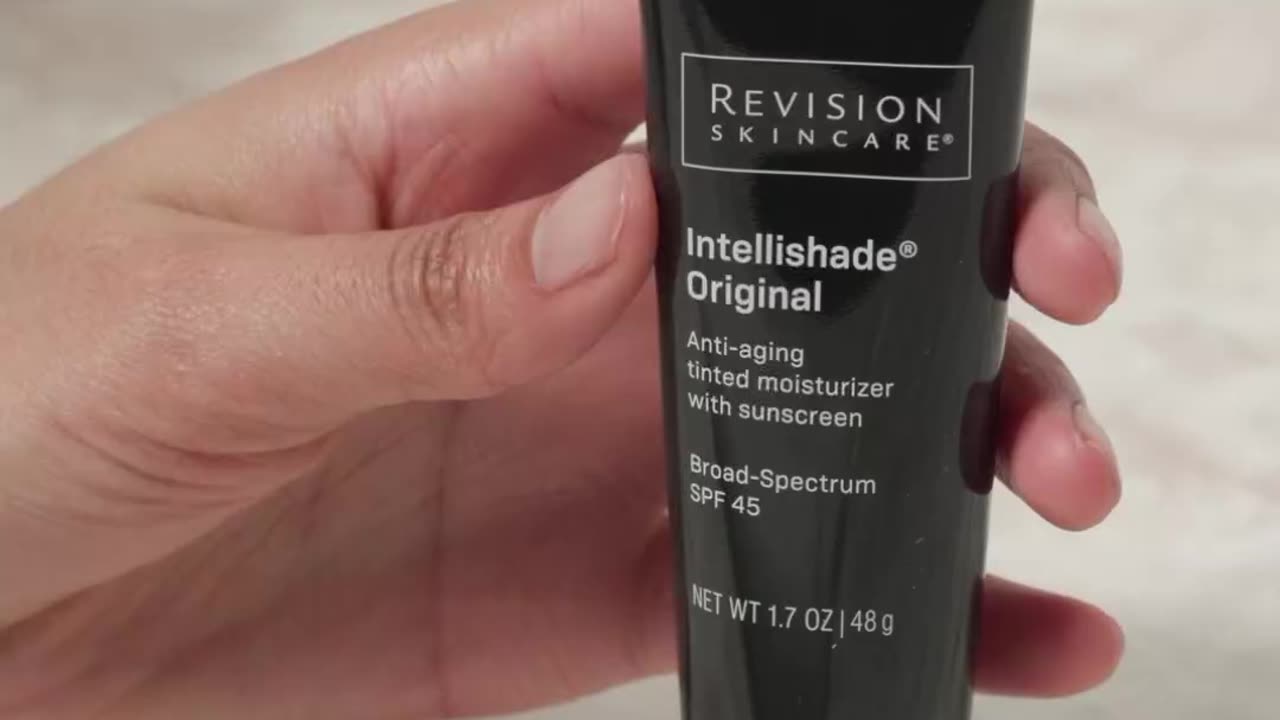 Revision Skincare Intellishade Original Anti-Aging Tinted Moisturizer with SPF, Peptides & Vitamin C
