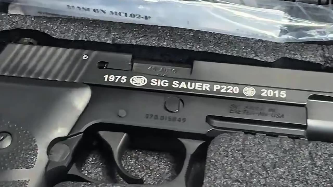 Buying a Gun: New vs. Used – What’s the Better Deal?