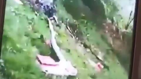Helicopter crash near Kedarnath, India, multiple fatalities reported