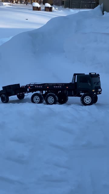 RC 6X6 ARKTOS WRECKER WITH FUEL LOAD