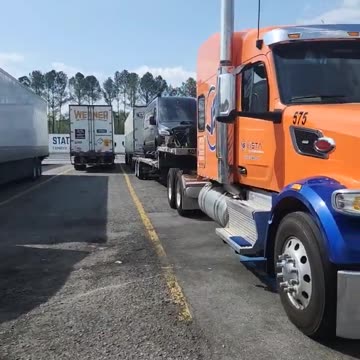 PETERWORTHSHAKIN #ourtruckinglife #truckdriver #reallifetruckers #trucker #atruckerslife