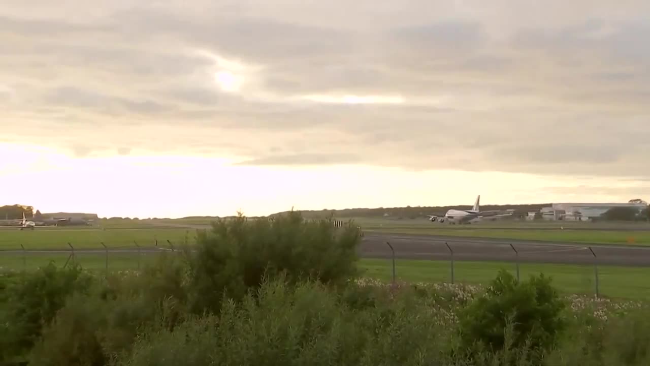 🚨🔥President Trump is officially wheels down in Turnberry, Scotland 🇺🇸🏴 #USA