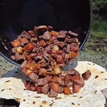 Have you ever eaten food this delicious in nature?