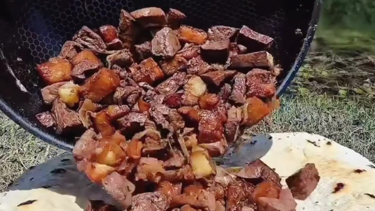 Have you ever eaten food this delicious in nature?