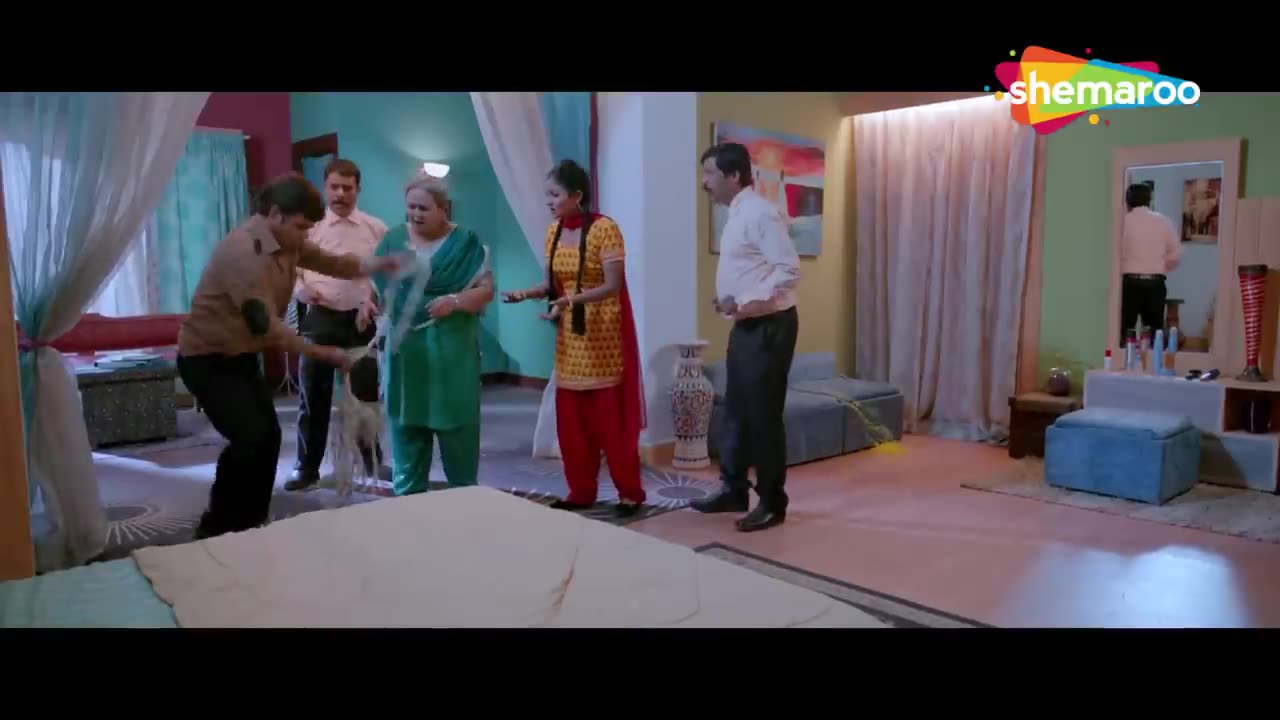 Rajpal_Yadav___फोन_रख_वरना_फोन_में_घुस_कर_गोली_मारूंगा___Rakhi_Sawant___Indian_Comedy