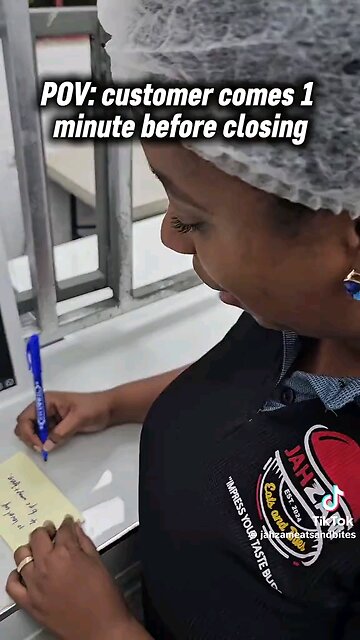 Trini Chef told the customer "I done wuk"🤣🇹🇹💯