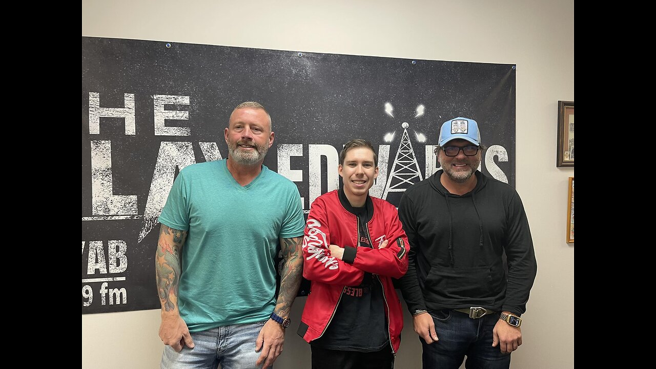 LIVE W/ JACKSON MAYORAL CANDIDATE ZACH SERVIS & SHAUN YURTKURAN (Ep #947)