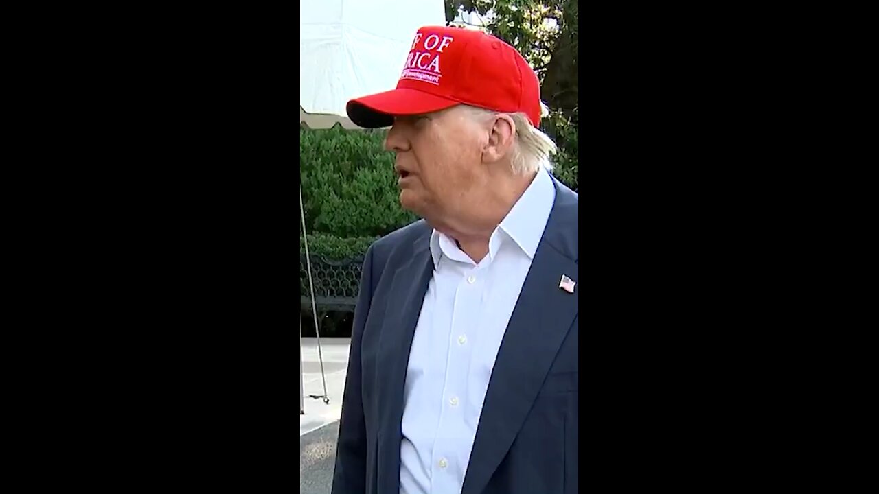 Trump is going to deport Musk🤔