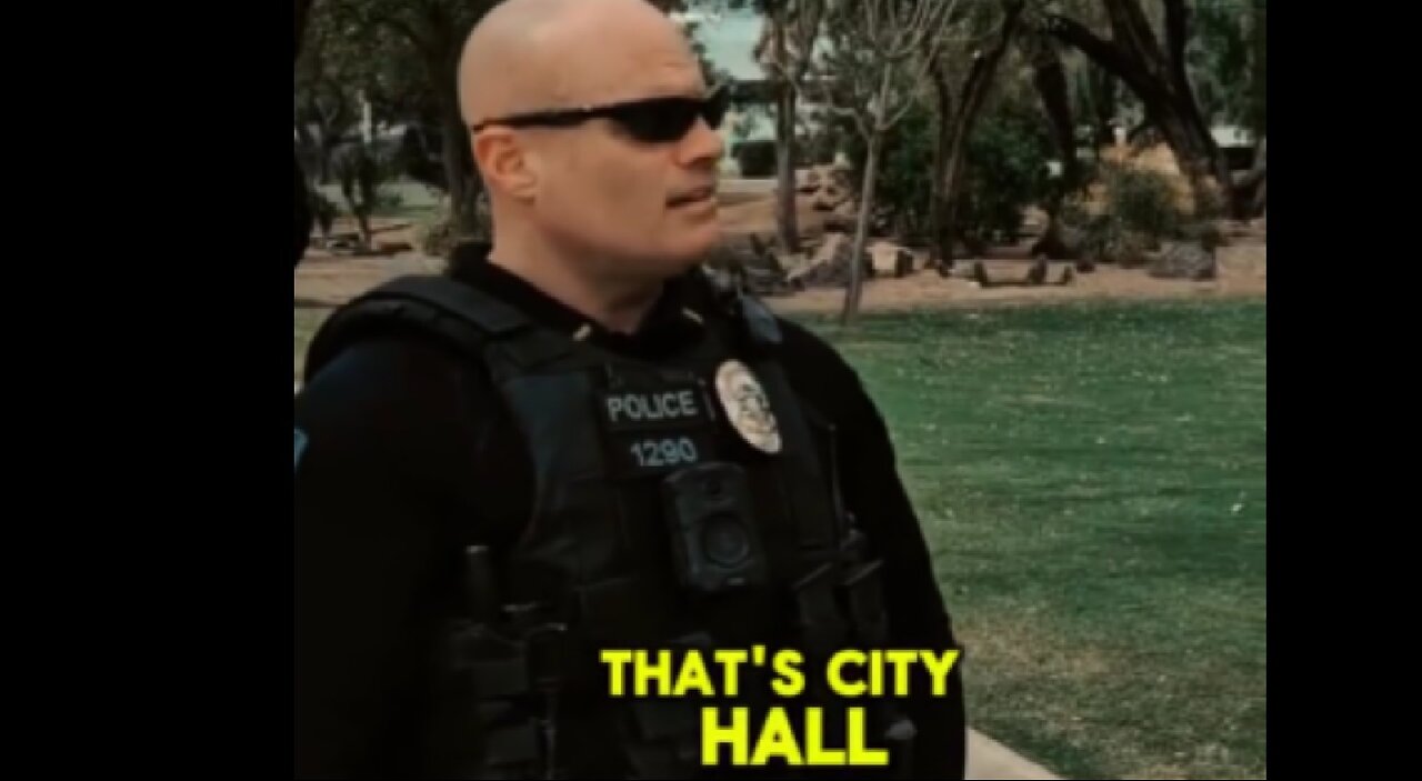 Cops Complaint that City Hall is funded by organized crime - See What Happen