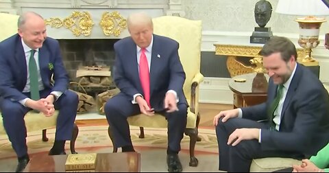 Trump Pauses Meeting With Irish Prime Minister,