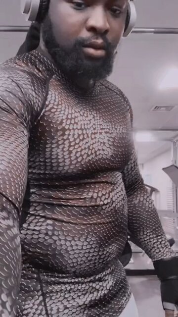 #♠️👽🤴🏽👁️