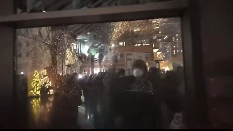 MINNESOTA 🚨 Rioters are breaking into businesses in Minneapolis [All in a day's work]