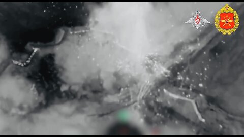 🇷🇺 ⚔️ Tula paratroopers used 122-mm D-30 howitzers to destroy a group of enemy infantry