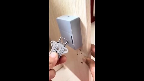 Smart wireless lock