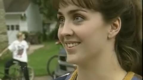 Selena’s childhood friend remembers her (1995)