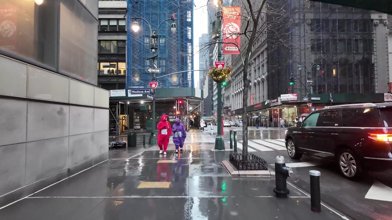 🗽 NYC Live 🔴 Walk (Chat on YouTube)