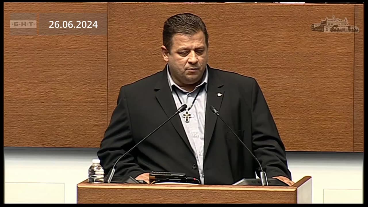 Първи речи в Народно събрание - Ивелин Михайлов vs Николай Марков